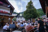 Vaški večeri pod Lipo